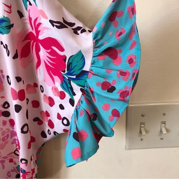 Umgee Floral Mixed Animal Print Crossbody Top - Picture 6 of 10